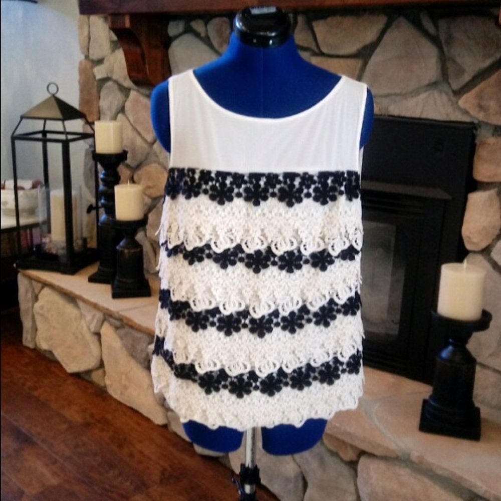 Ann Taylor Sleeveless Top
